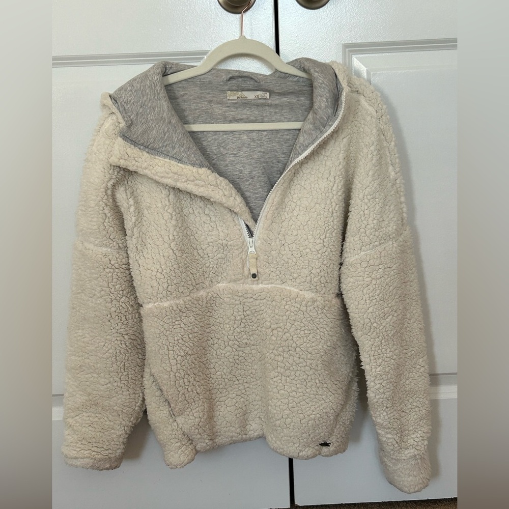 PrAna pullover